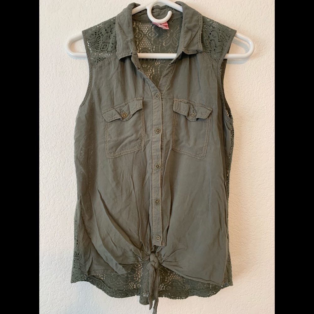 WOMENS BUTTON DOWN TOP SLEEVELESS TIE FRONT LACK BACK RAYON OLIVE GREEN SMALL